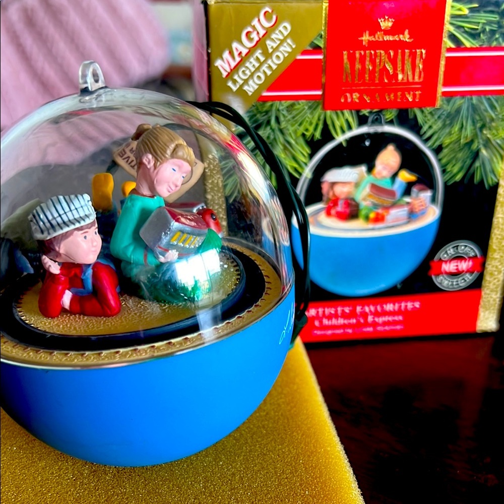 Hallmark keepsake, magic light in motion, artist, favorite children’s express
